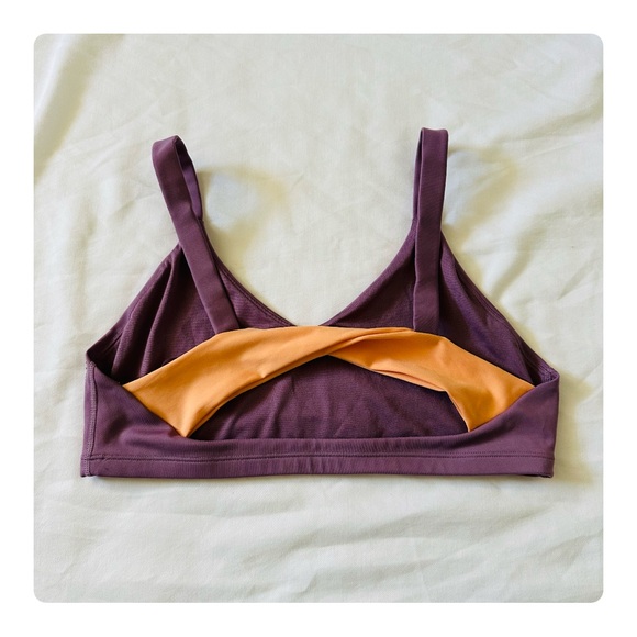 ★ Wildfox Karma Twist Back Sports Bra - Grapeade/LightIrange ★ - Picture 13 of 17